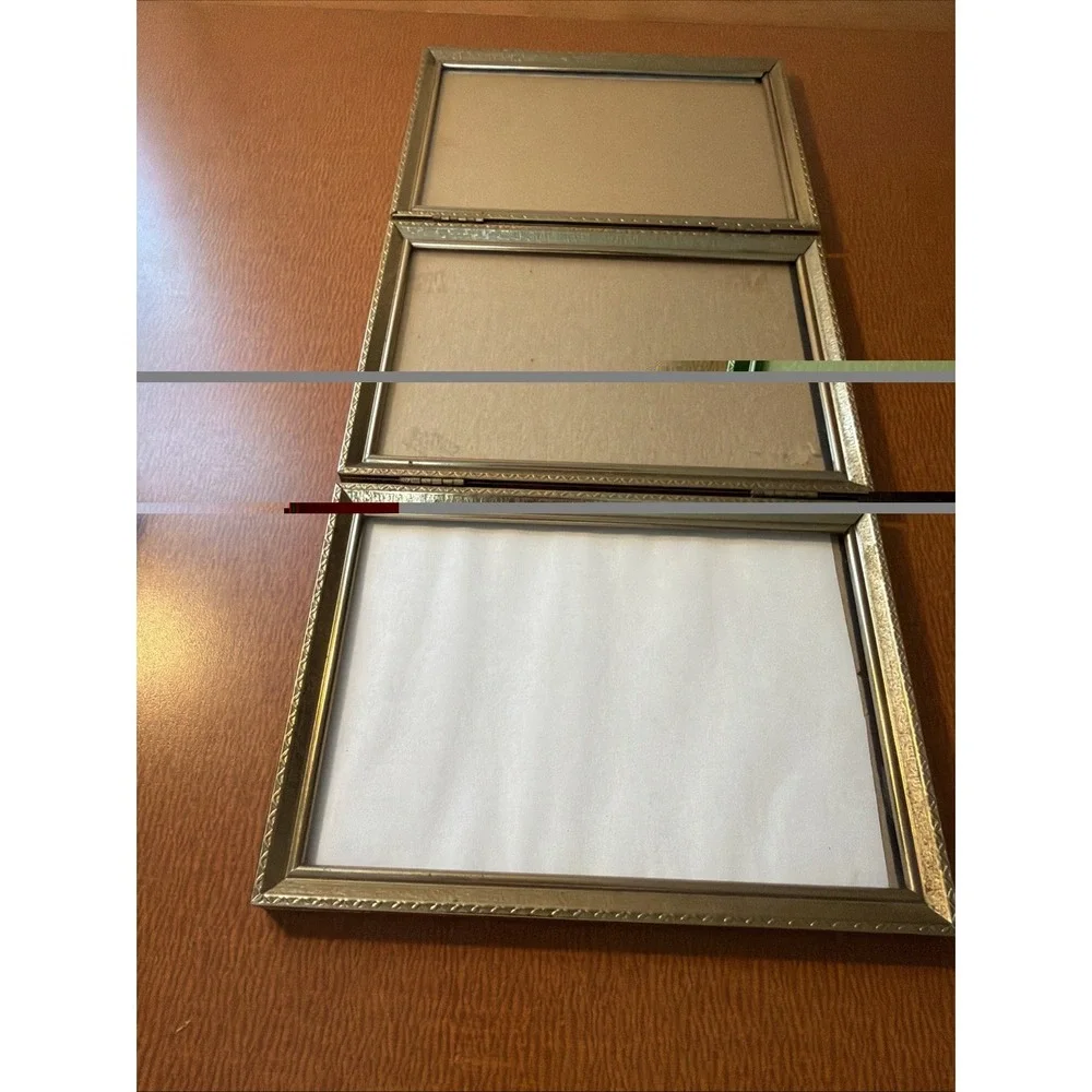 Vtg Brass Glass Trifold Picture Frame Holds 3 5